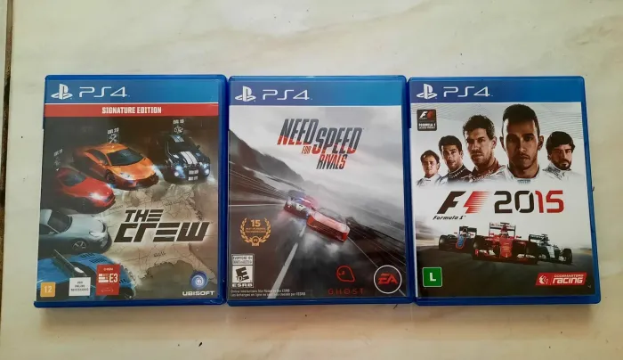 3 Jogos PS4 - Corridas ( Kit )