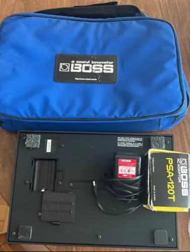 Pedaleira Boss ME 30 + fonte original