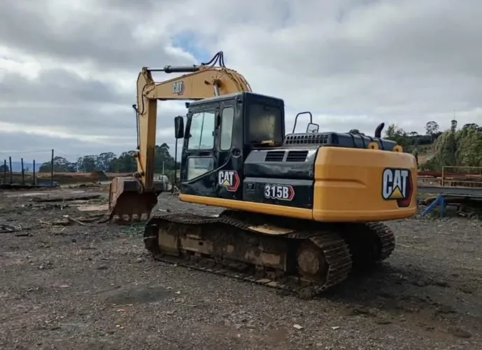 Vende se escavadeira Cat315b