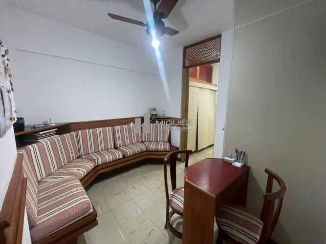 Oportunidade Ideal para Profissionais Iniciando Carreira! Sala Comercial à Venda Montada, 