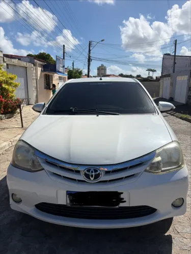 Toyota Etios XLS Sedan 1.5 Flex 16V 4P Mec. 2015