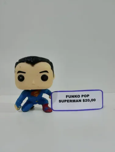 Miniatura funko pop Superman