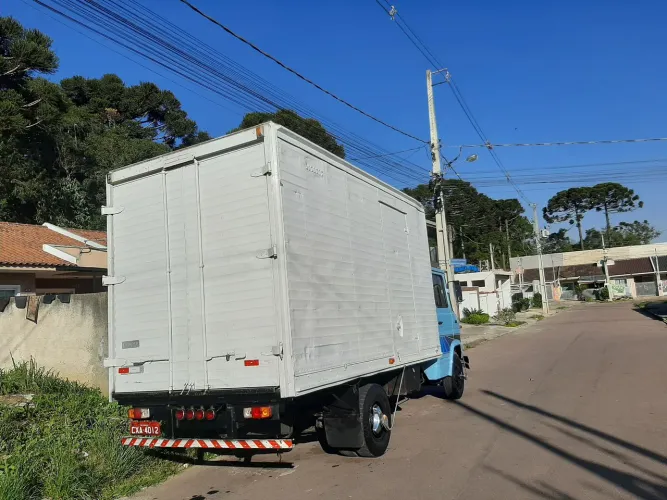 Frete montagem de móveis mudanças 