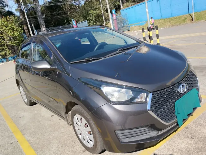 Hyundai HB20 Unique 1.0 Flex 12V Mec. 2019