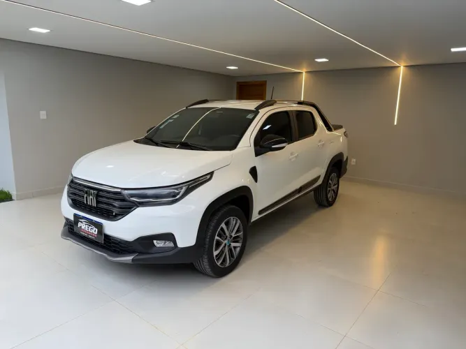 Fiat Strada Volcano 1.3 Flex 8V CD 2024