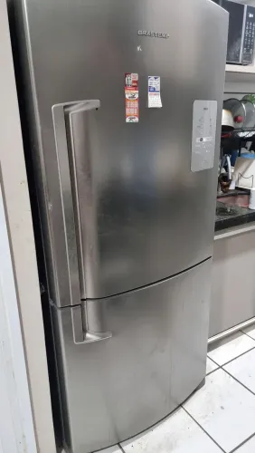Vendo Geladeira Brastemp active 573 litros seminova