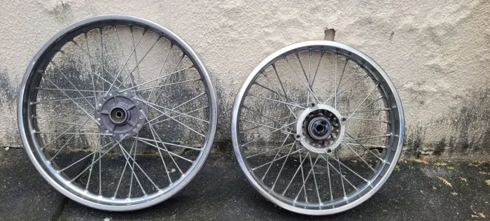 Rodas completas Moto Bros freios a Disco!