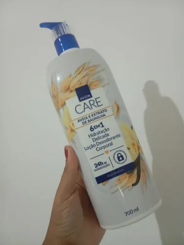 Potão de Hidratante corporal Avon 700 ml