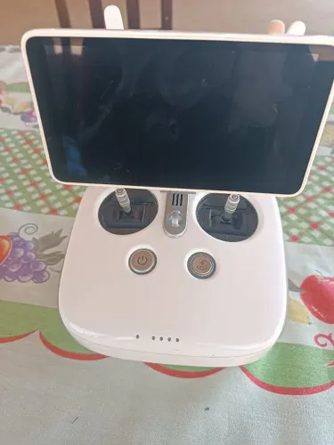 Controle Phantom 4 pro com tela
