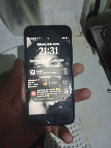 iPhone 8