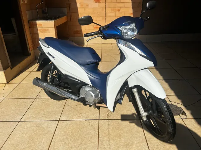 VENDO HONDA BIZ 125i FLEX 2022 - SUPER CONSERVADA! ?
