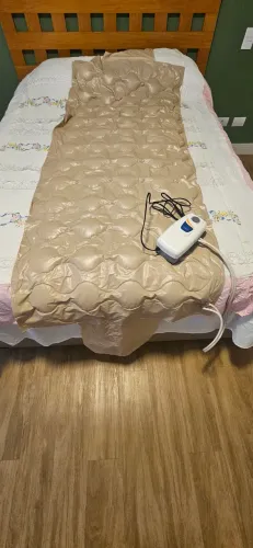 Cama hospitalar inflável 