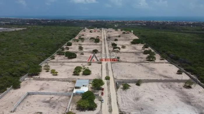 TERRENO NA PRAIA DA CAPONGA CONDOMÍNIO PRONTO PARA CONSTRUIR