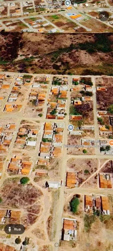 Terreno 10x40 de uma rua a outra