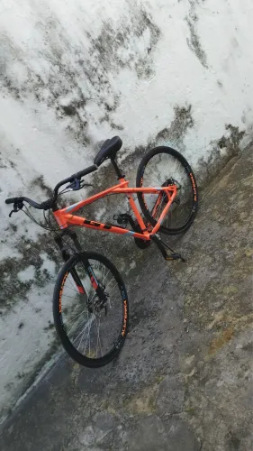Bike usada, sem nada a fazer