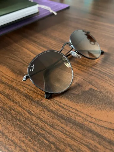 Óculos de sol Ray-Ban Round flat lenses