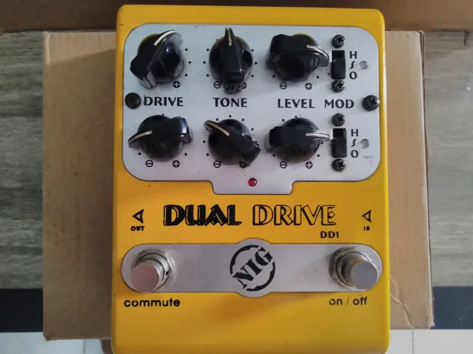 Vendo pedal Dual Driver NIG por $400, bem conservado sem nenhum problema.