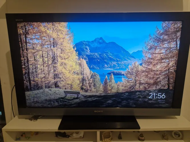 TV SONY 40 POLEGADAS + CHROMECAST