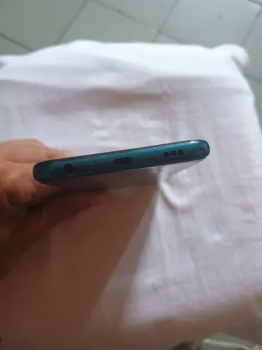 Vendo celular LG(não está ligando)!