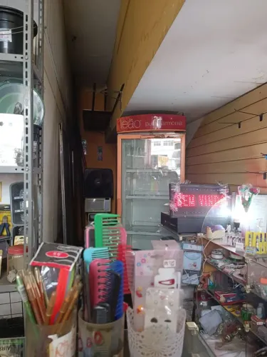 Geladeira comercial funcionando