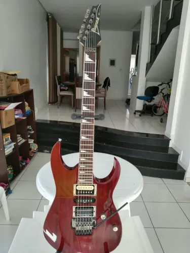 Guitarra ibanez rg470