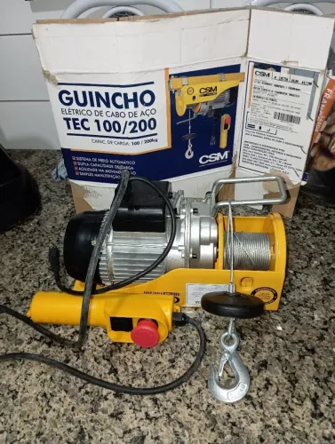 Guincho elétrico 220v