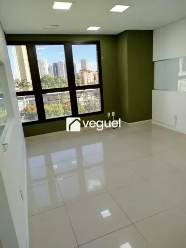 Sala comercial com 54m² para alugar no Jardim Botânico em Ribeirão Preto/ SP.