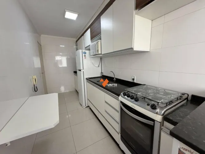 Apartamento com 2 dormitórios à venda, 52 m² por R$ 199.000,00 - Parque Bandeirantes - Pre