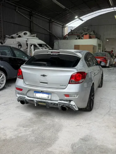 Aerofólio Custom - Cruze Hatch 1.8