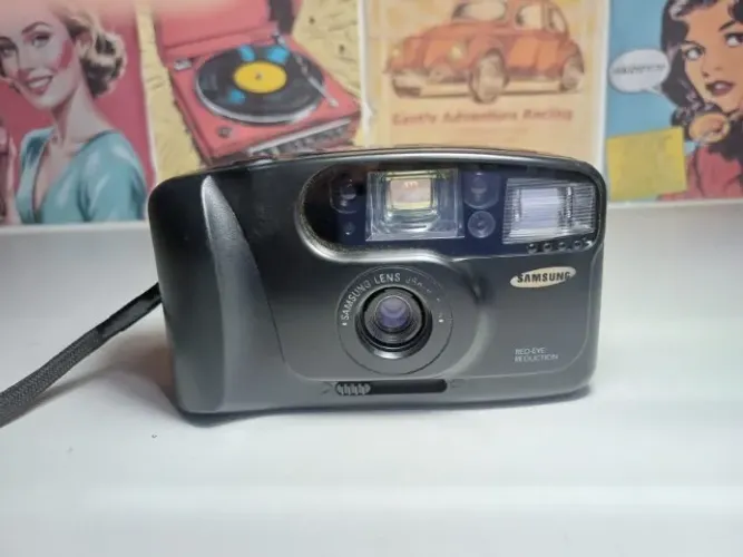 Câmera Samsung AF-333 com case