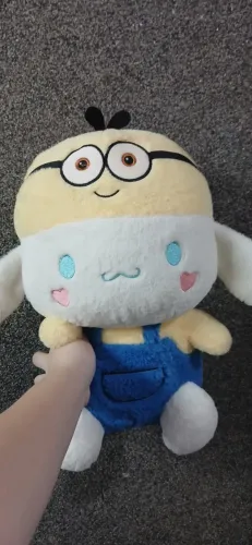 PELUCIA CINNAMONROLL X MINION - 50 cm