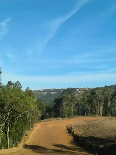 Oportunidade em São Roque: Chácaras com Terrenos de 1.000 m² no Saboó