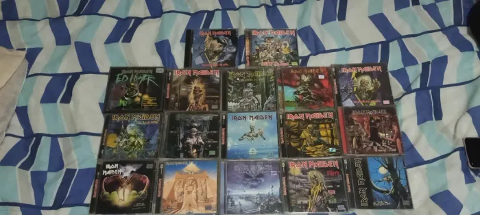 Coleção de cds Iron Maiden - originais - pouquíssimo uso
