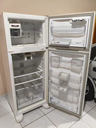 Geladeira Brastemp Fros free ótimo estado 