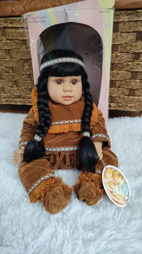 Linda reborn Índia