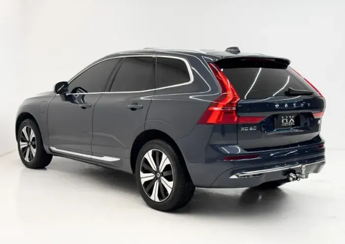 Volvo XC-60 T-8 Plus 2.0 AWD (híbrido) 2023