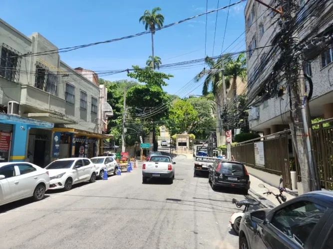 Imóvel para aluguel tem 70 metros quadrados com 2 quartos em Botafogo - Rio de Janeiro - R