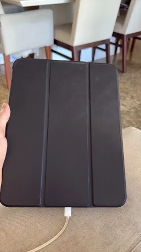 ipad 10 (seminovo) acompanha caixa