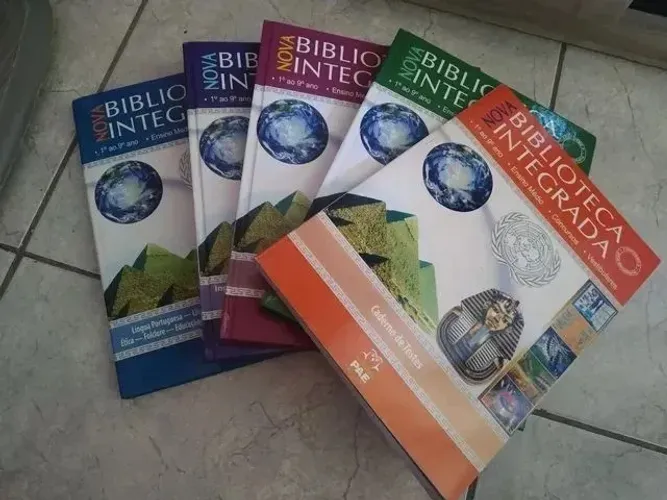 Livros | 6° ao 9° ano | Ensino médio - PAE editora