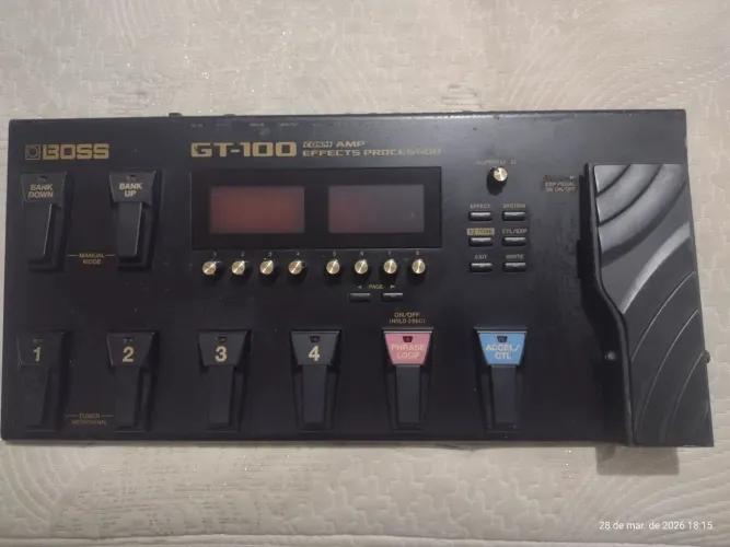 Boss gt100