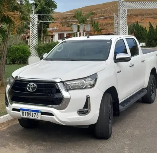 Toyota Hilux CD 4X4 2.8 Diesel Mec. 2021