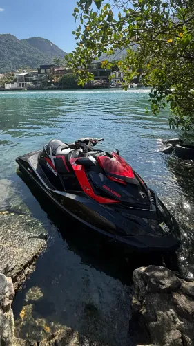 Jet ski sea doo