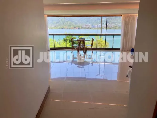 Apartamento : Padrão / Residencial / Lagoa