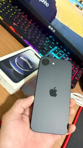 iPhone 16E na garantia Apple