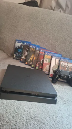 Playstation Slim 4