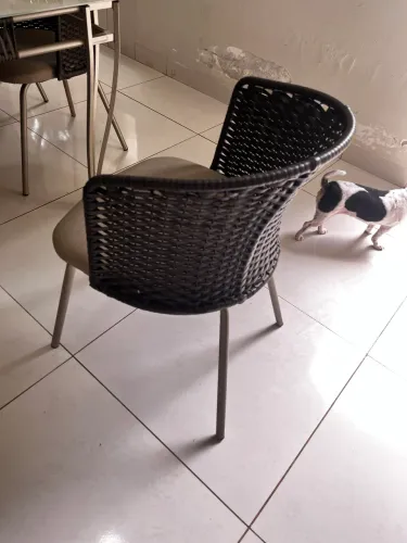 Vendo mesa de jantar 