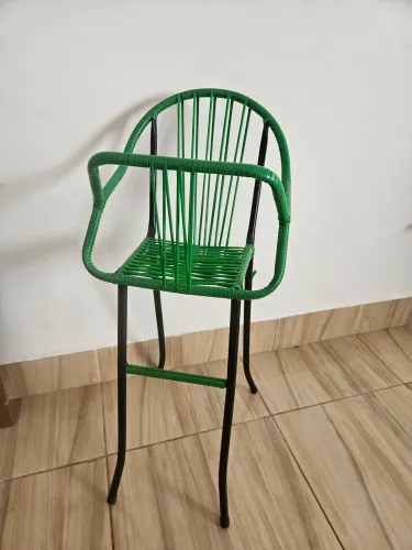 Cadeira de alimentação infantil 