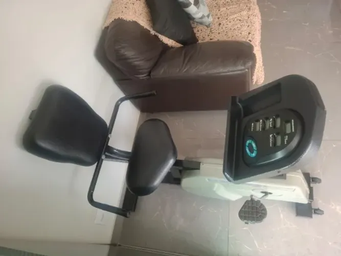 BICICLETA ERGÔMETRICA UNIFORCE MAGNETIC