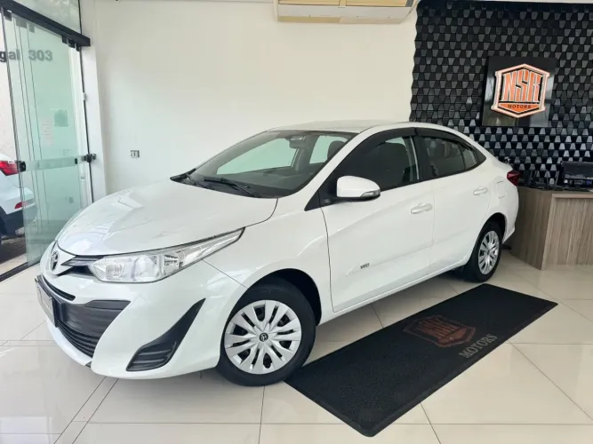Toyota Yaris XL Sedan 1.5 Flex 16V 4P Mec. 2020