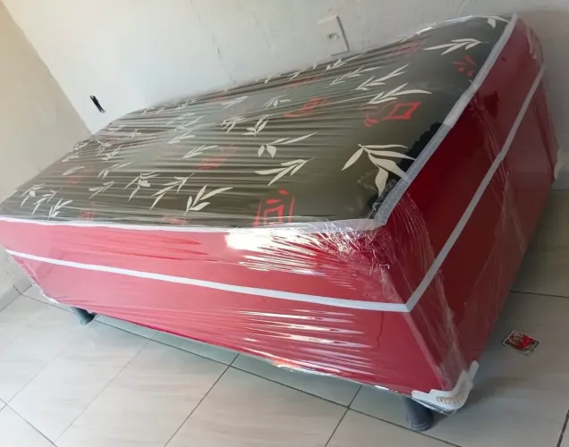 Cama de solteiro de espuma alta